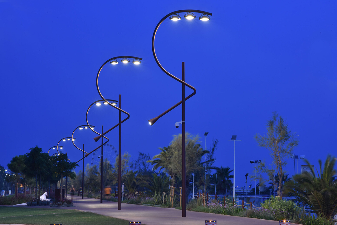 P_Custom_Lighting_Rimini_New-seafront_main_web-scaled 1